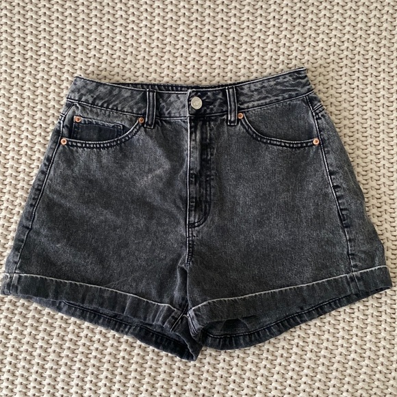 Garage Pants - Acid wash denim shorts